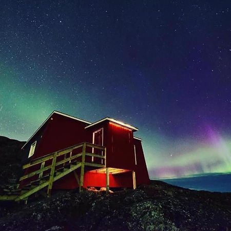 Inuk Hostels Nuuk Exterior photo