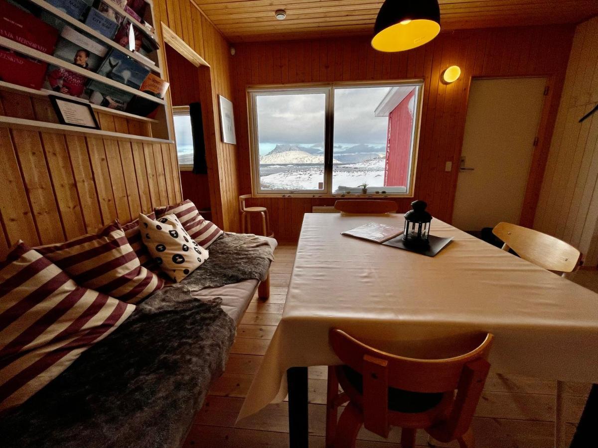 Inuk Hostels Nuuk Exterior photo