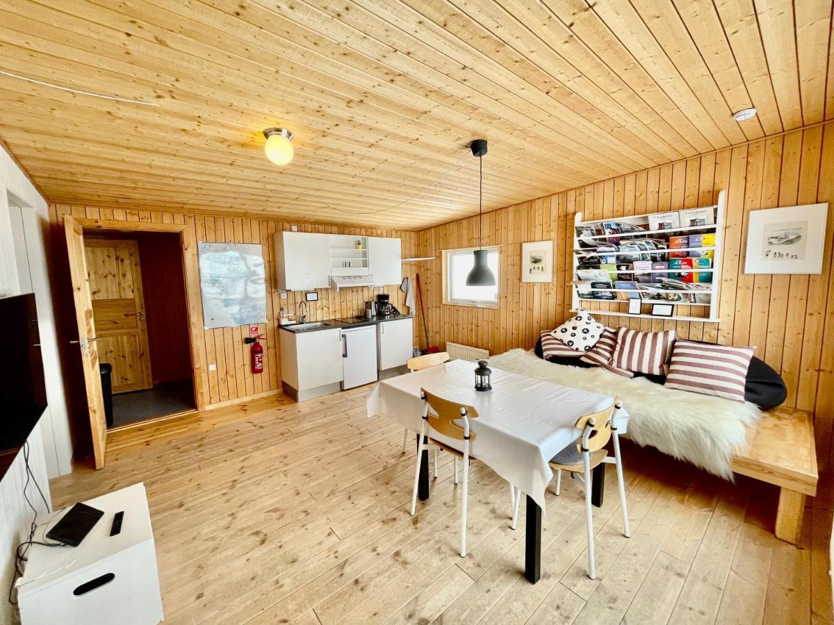 Inuk Hostels Nuuk Exterior photo