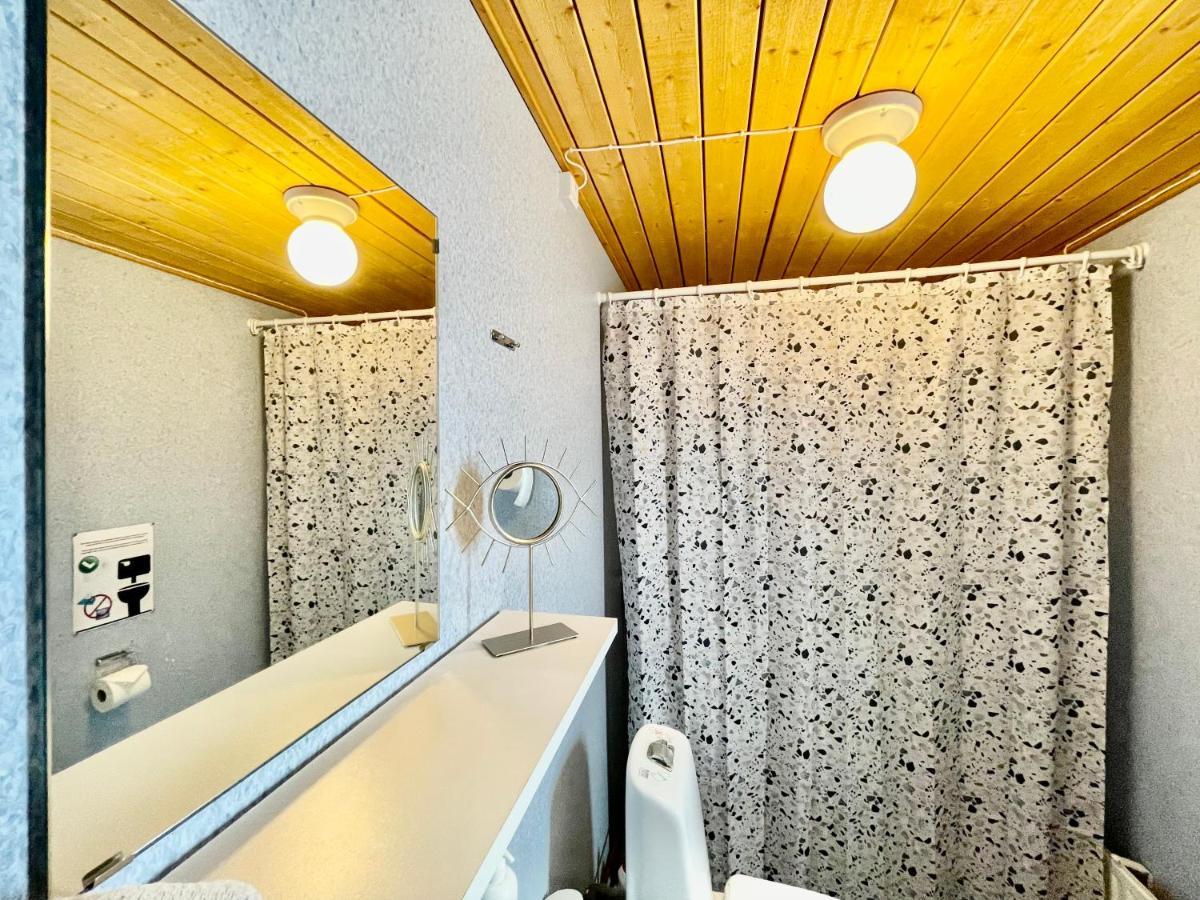 Inuk Hostels Nuuk Exterior photo