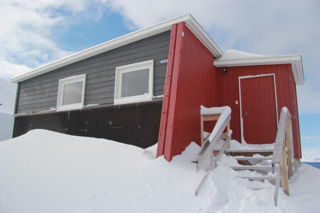 Inuk Hostels Nuuk Exterior photo
