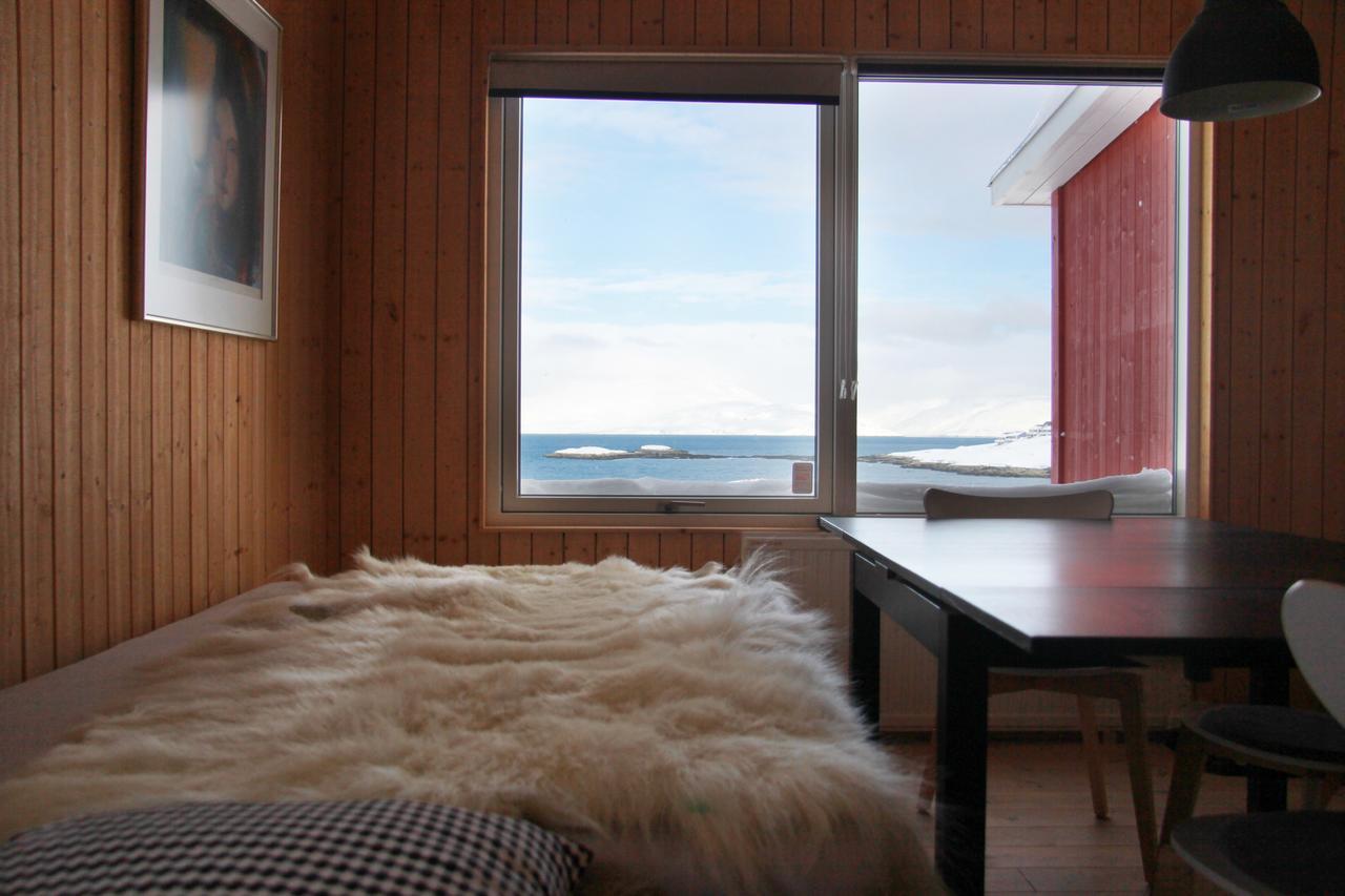 Inuk Hostels Nuuk Exterior photo